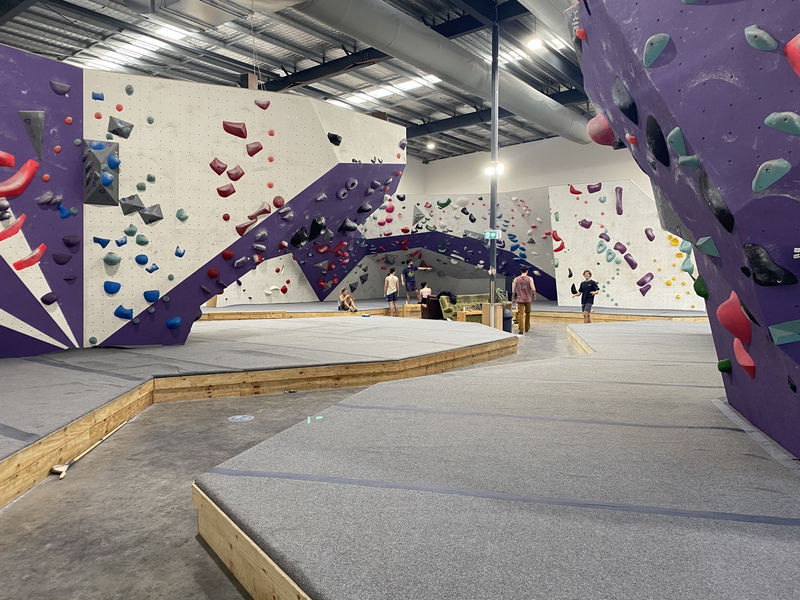 9 Degrees Boulder Gym image