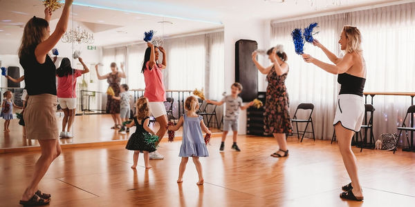 Lil Party Rockers - Modern Dance Classes for Under 5's