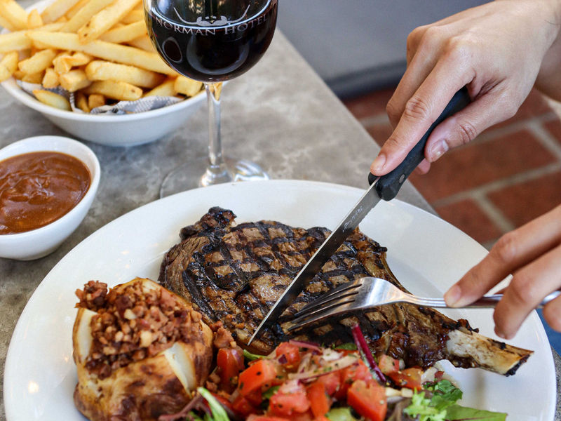 Norman Hotel & Garden image